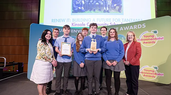 Matthew Coholan, Cathal Murray, Maria-Louisa Vogt, Anthony Byrne, Philip Murphy, Julius Thalkofer and Lena Peters from the school recently claimed a prize at this year’s Eco-Unesco Young Environmentalist Awards.