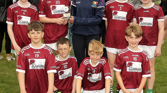 Roinn 6 Boys runners-up Gurrane NS with Cork football star Laura O'Mahony. (Photo: Paddy Feen)