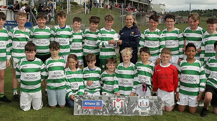 Roinn 3 Boys runners-up Ardagh Boys NS with Cork footballer Laura O'Mahony. (Photo: Paddy Feen)