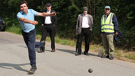 ROAD BOWLING: O’Donovan v Daly, Murphy v McDonagh as men’s senior reaches the semi-finals Image