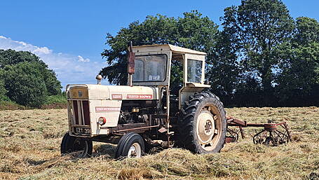 FARM CLASSICS: David Brown 1200 noses ahead with horsepower Image