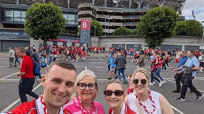 Jamie ó Driscoll and louise ó driscoll from Skibbereen
Megan and Jodi pardy from Blackrock!