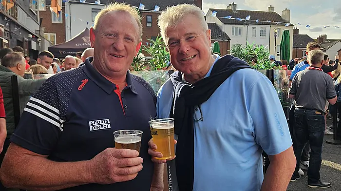 Mark Farr, Dohehys, and Dublin legend Charlie Redmond sharing a pint, 30 years after marking each other in an All-Ireland semi-final!