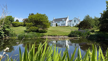 HOUSE OF THE WEEK: Gloun’s Four Blues Image