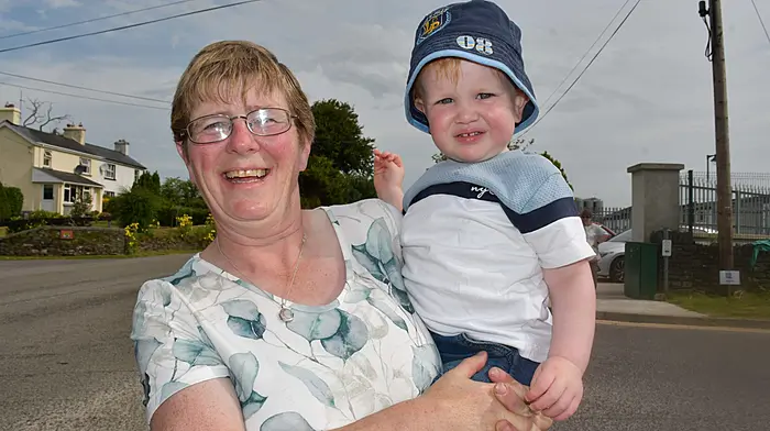 Out supporting the runners and walkers in the Run Skibb half marathon and 10k on Sunday morning were Eileen Barrett and her grandson Daire White. Photo; Anne Minihane.