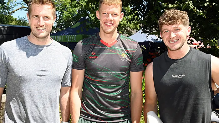 Colm Sheehy and Darragh Gough from Clonakilty with Dylan Scannell from Ballineen having a catch-up on football matters in Clonakilty.  ( Photo: Martin Walsh)