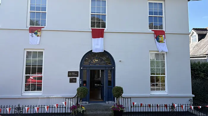 Businesses across Cork asked to decorate their premises in red and white Image