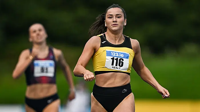 Phil Healy dislocates her shoulder after women’s 400m final at nationals Image