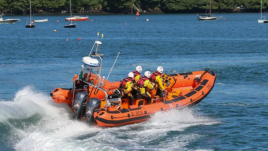 RNLI rescues two teenagers cut off by rising tide at Browns Strand, Kinsale Image