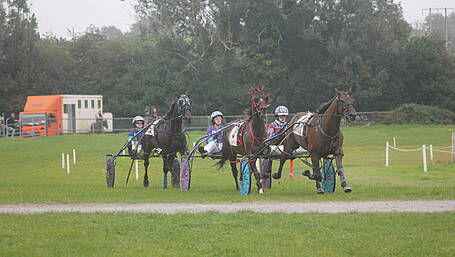 Eoin Murphy treble lights up Dunmanway meeting Image