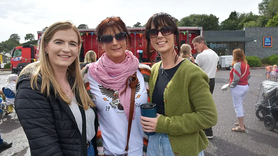 Savour the Flavour: Crowds savour every minute at Skibbereen food festival Image