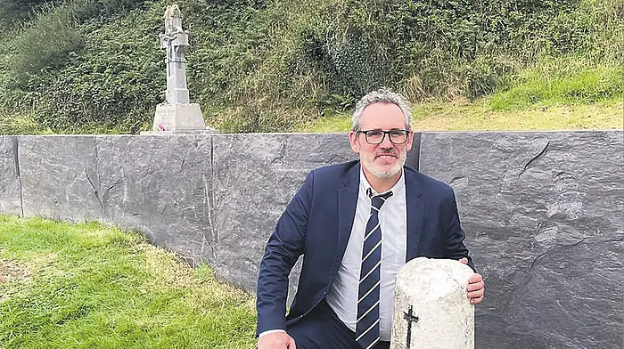 Great grandson of Collins scout visits scene of his death for the first time Image