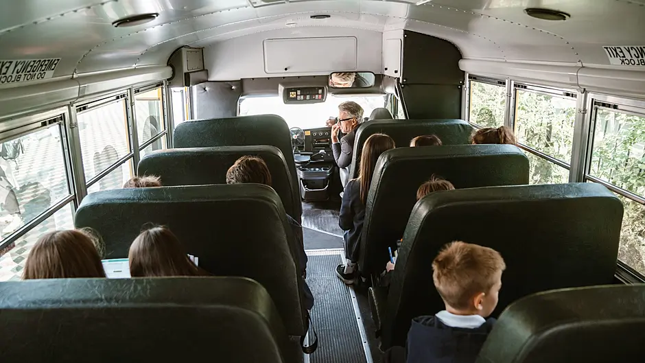 Four weeks into new term and still no school bus to Schull Image