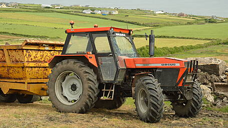 FARM CLASSICS: Bear-ing with the Ursus tractor Image