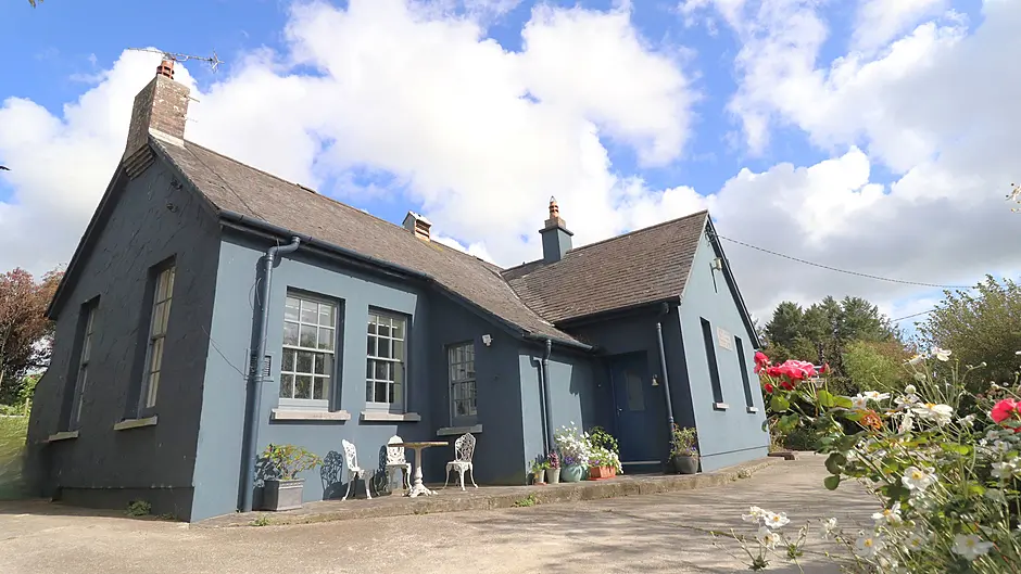 HOUSE OF THE WEEK: The Mall Schoolhouse in Leap Image