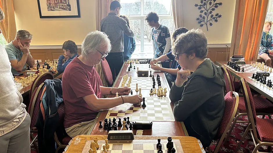 Queen to Knight 4 Image