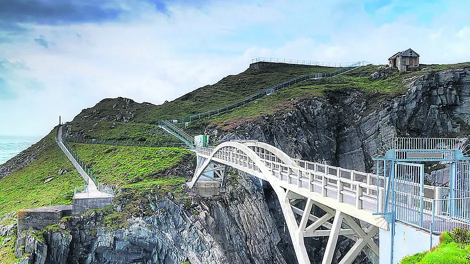 Working in civil engineering can lead to a life of reward and satisfaction Image