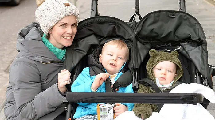 Elaine Barry from Enniskeane and her children Bodie and Levi on a trip to Clonaklilty.  Photo: Martin Walsh.