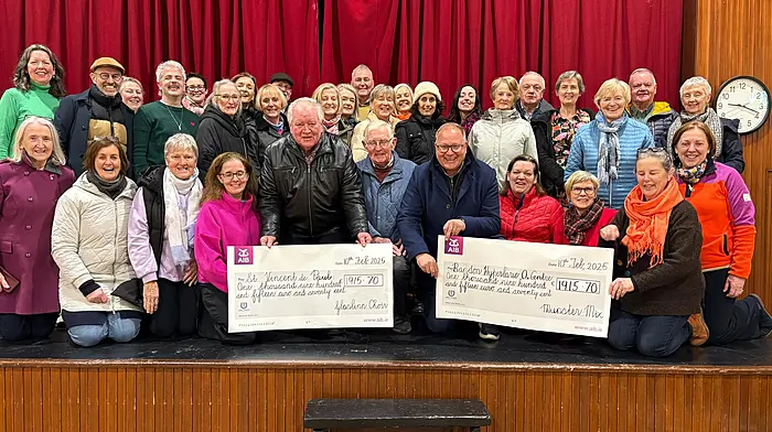 The Glaslinn Choir chose St Vincent de Paul and Munster Mix chose Bandon Hyperbaric Oxygen Centre to receive the proceeds from their concert.