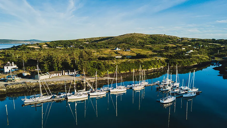 Bere Island powering ahead with new generator Image