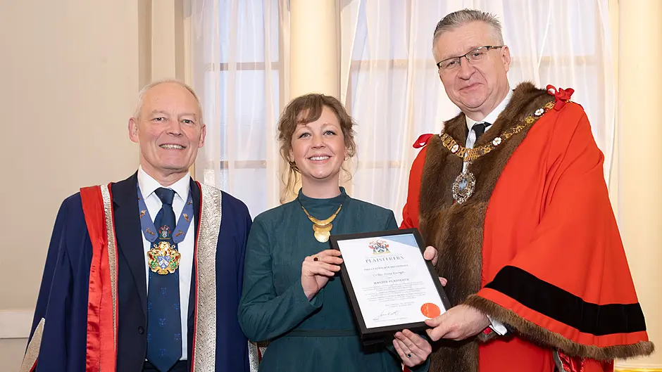 Ballydehob woman has mastered plastering Image
