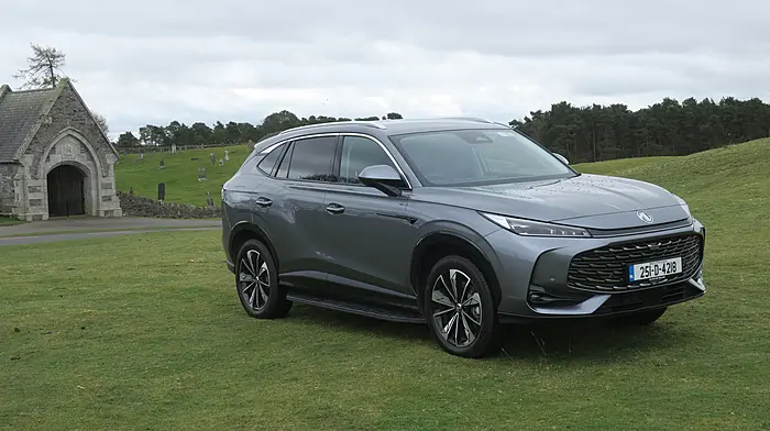 CAR OF THE WEEK: MG HS PHEV family SUV has over 1,000km combined range Image