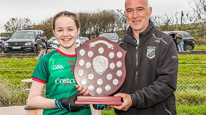 Sophie McCarthy, captain of Glengarriff U12s who won the final.  (Photo: Anne Marie Cronin)