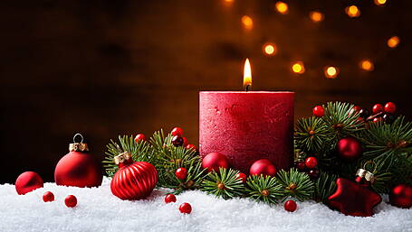 Candles at Christmas by Mary McCarthy Image