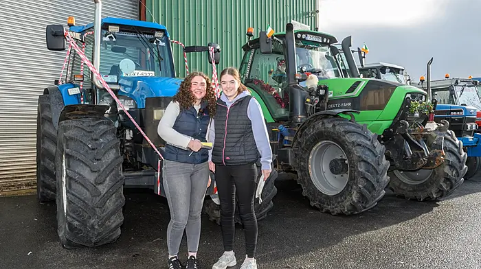 Aoibhe O'Mahony, Kilcrohane with Chloe Hegarty, Ahakista, at the Bantry Macra na Feirme Christmas lights run. (Photo: David Patterson)