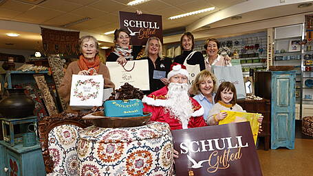 Town becomes its own advent calendar for Schull Gifted event Image