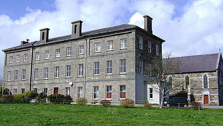 Rats, leaks and dry rot at Clonakilty school in urgent need of upgrade works Image