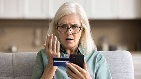 Top tips to avoid scams during busiest season Image