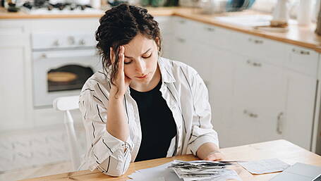 Your Mental Health: Facing your fears over money Image