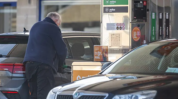 Multiple filling stations out of fuel as queues build across West Cork Image