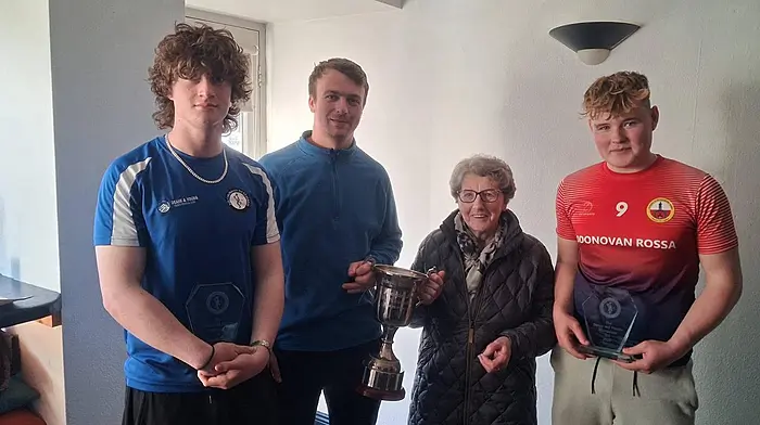 At the presentation of the Dinny and Frankie Memorial Cup at the Townhouse O’D’s to the winning threesome were: 1st, Martin Collins (Leap); 2nd, Tom Courtney (Bantry); and 3rd, Tom McCarthy (Skibbereen) with Kathleen Daly, Frankie Coughlan's daughter.