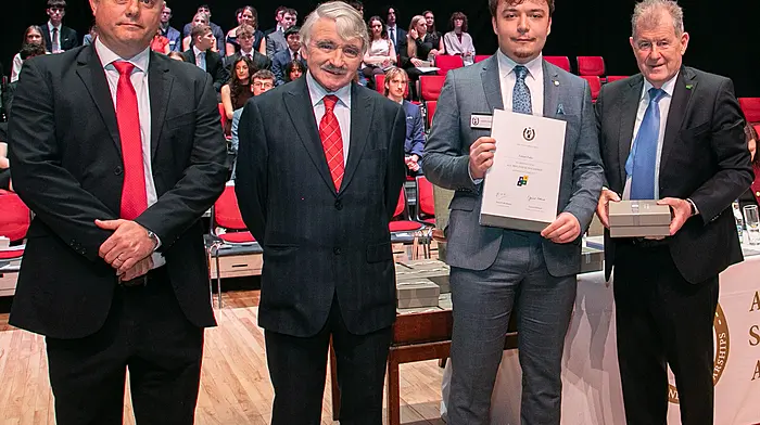 At a ceremony in Limerick recently, De la Salle Macroom past pupil Fabian Palka received his All-Ireland Scholarship, a fantastic achievement that reflects his hard work, dedication, and commitment to excellence.   Fabian was presented with his award by JP McManus and Willie O'Dea TD.