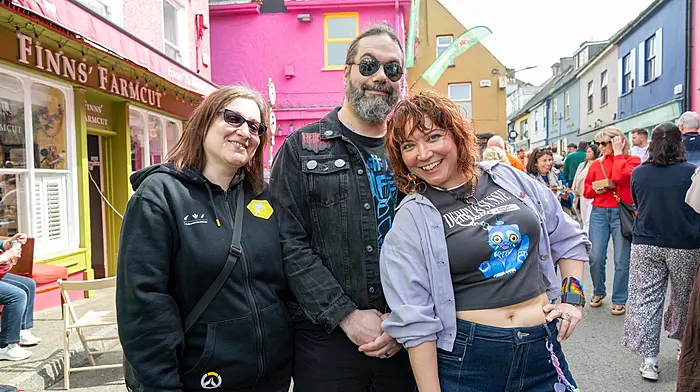 Sylvia Rodriguez and Adrian Llamas from Cork with Miriam Ruckert form Kinsale pictured at the Kinsale Street Feast on Saturday.
Picture. John Allen