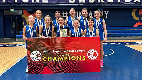 Coláiste Pobail Bheanntraí scores three South A titles Image