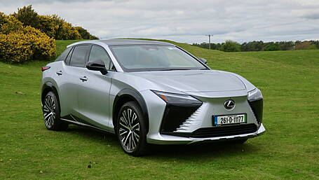 CAR OF THE WEEK: Lexus tries to reinvent the wheel Image