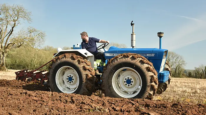 FARM CLASSICS: County 754 Super Four Image