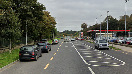 Parked cars in lay-by prevent truck drivers from stopping for rest breaks Image