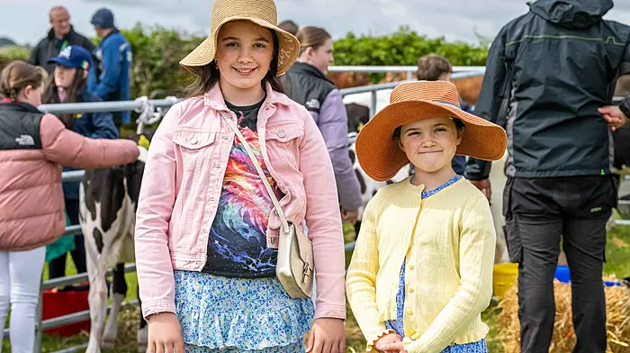 Isabelle and Sophie Moynihan from Bandon enjoying at day out at the show last Sunday. (Photo: Andy Gibson)