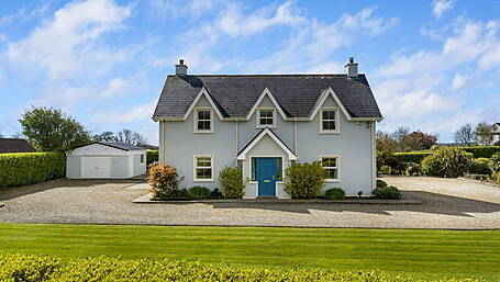 HOUSE OF THE WEEK: Impressive coastal retreat with spectacular sea views Image