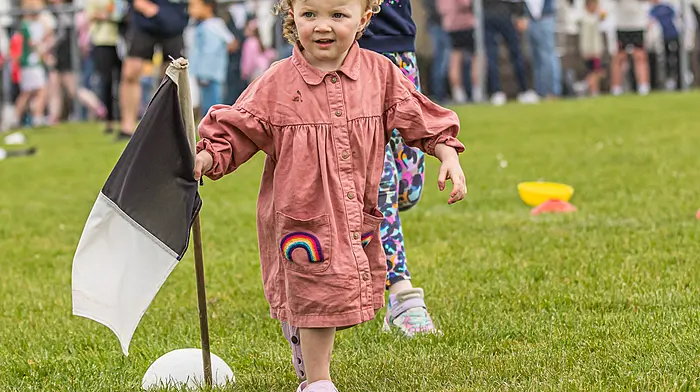 Saorlaith O’Leary running on the obstacle course at the Castletownbere GAA’s festival.  (Photo: Anne Marie Cronin)