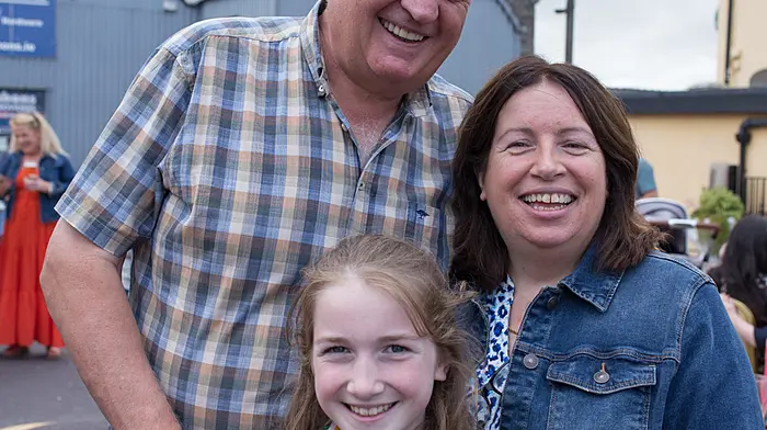 Enjoying celebrating the Parkway Hotel’s 50 years were Martin Maybury with Sinead and Roisin O’Sullivan.  Photo courtesy of Ranya Kaiser.