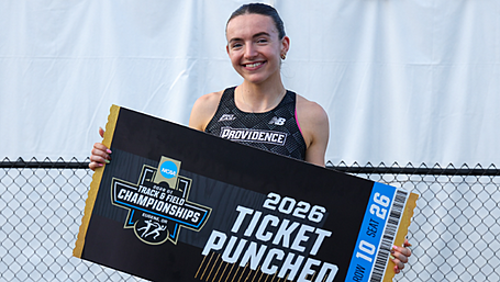 Maeve O’Neill books her ticket to the NCAA Track and Field Championships at Hayward Field in Oregon Image