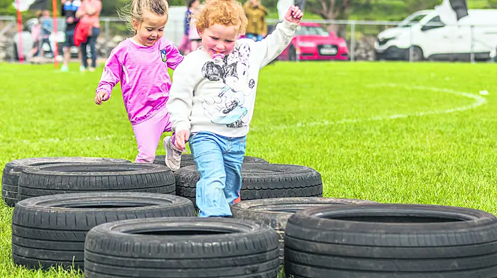 Ellie Harrington and Siona Browne tackling the obstacle course.   (Photo: Anne Marie Cronin)