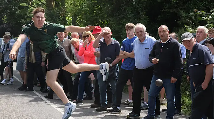 ROAD BOWLING: Darragh Dempsey and Johnny O’Driscoll in all West Cork county final Image