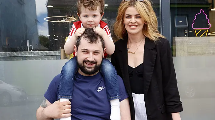 Anthony Arundel, Shannon and Bobby were among those celebrating Father's Day in Schull. Photo by Carlos Benlayo