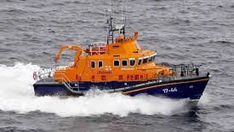 Castletownbere RNLI lifeboat brings ill fisherman to safety Image